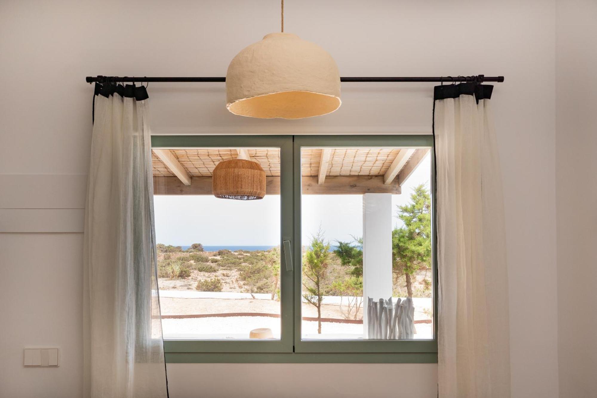 Apartamentos Punta Rasa Cala Saona Luaran gambar