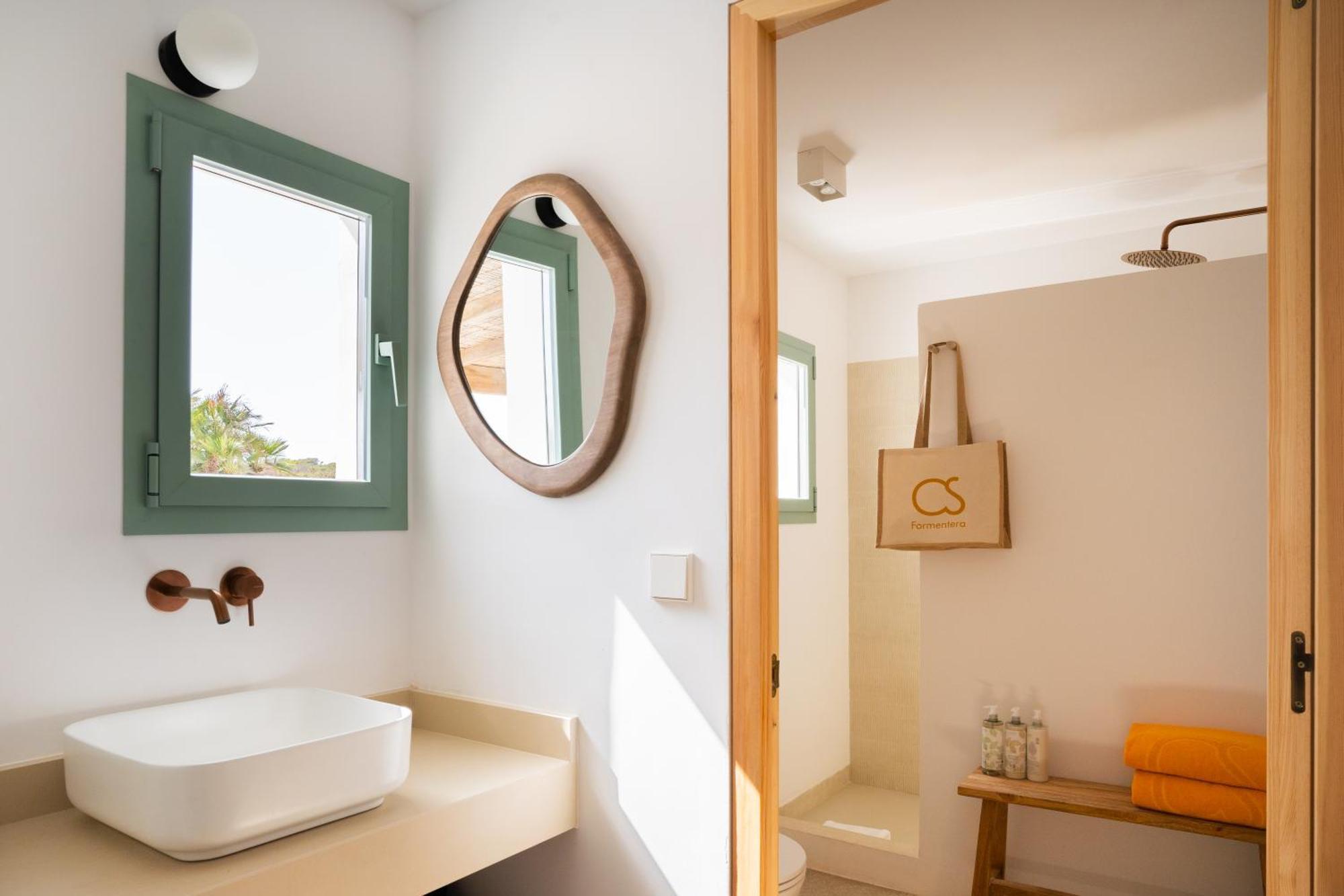 Apartamentos Punta Rasa Cala Saona Luaran gambar