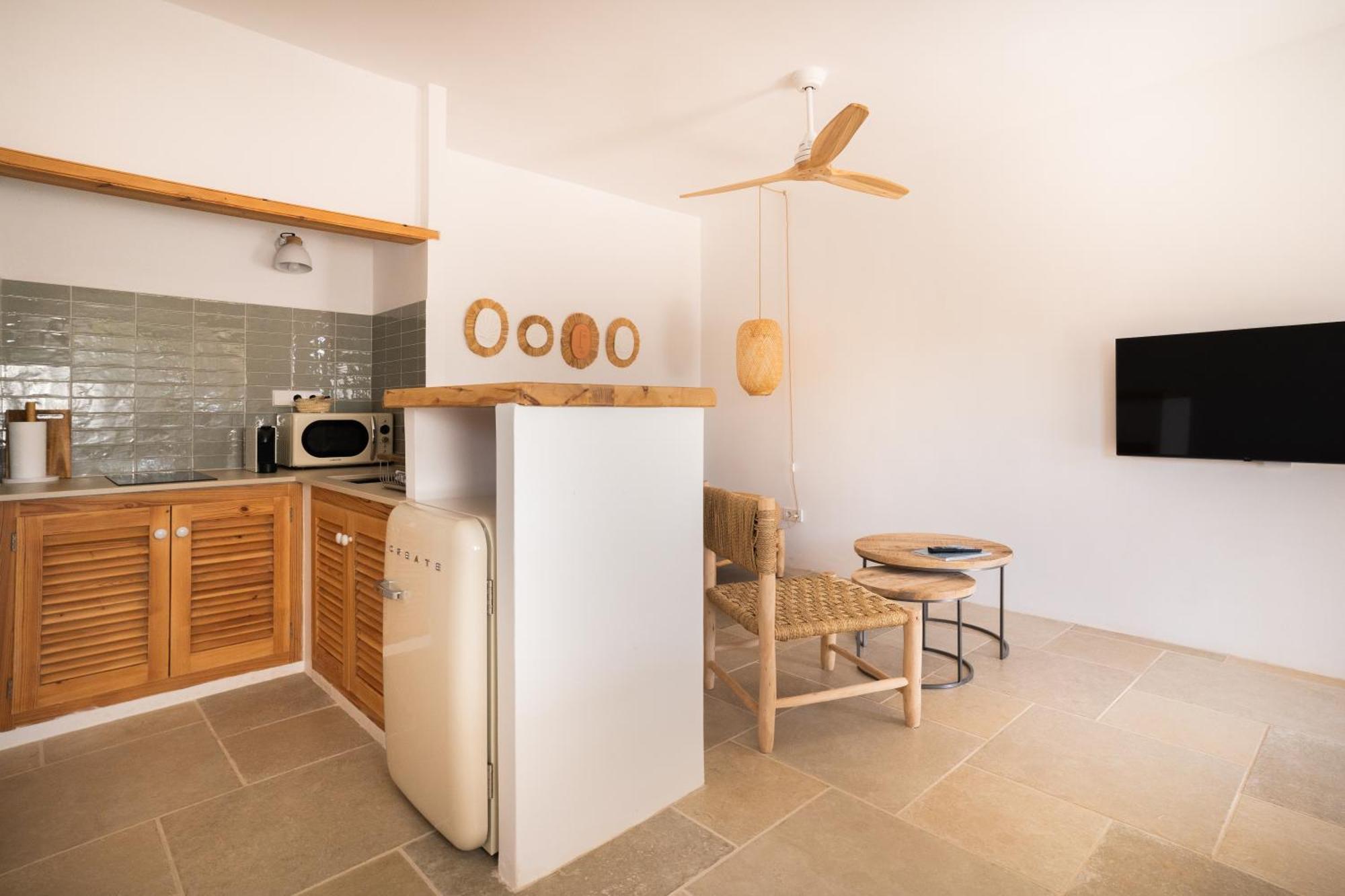 Apartamentos Punta Rasa Cala Saona Luaran gambar