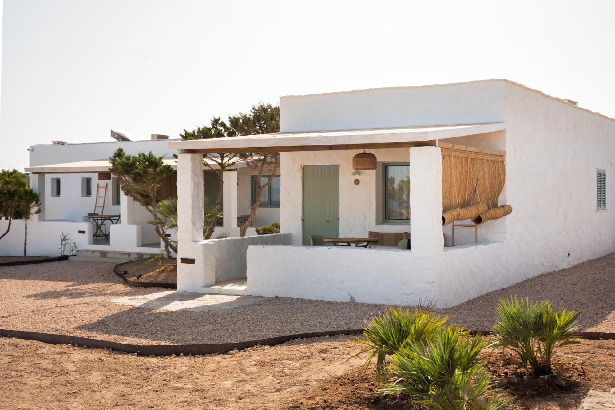 Apartamentos Punta Rasa Cala Saona Luaran gambar